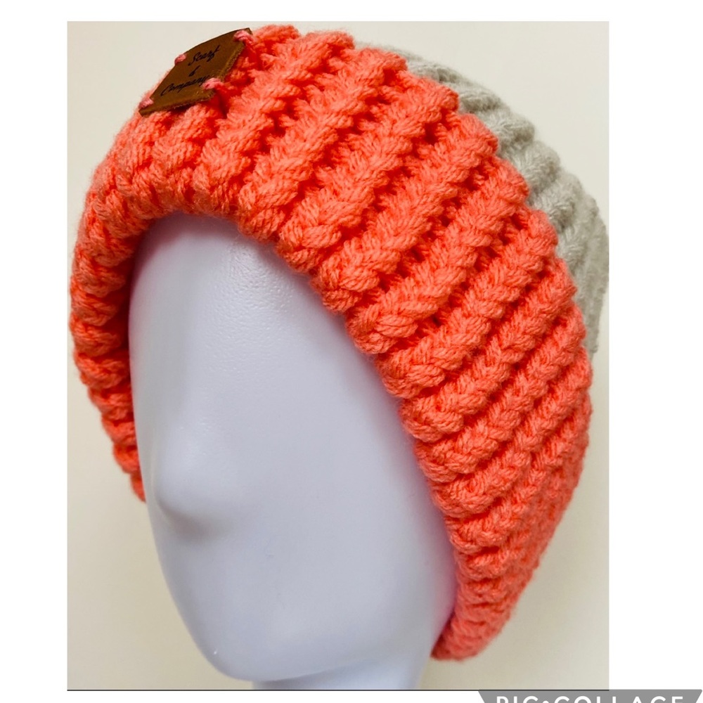 NWT Loom Knitted Hats, Warm, cozy, Knitting, Hats,Unisex item,Handmade by Seller